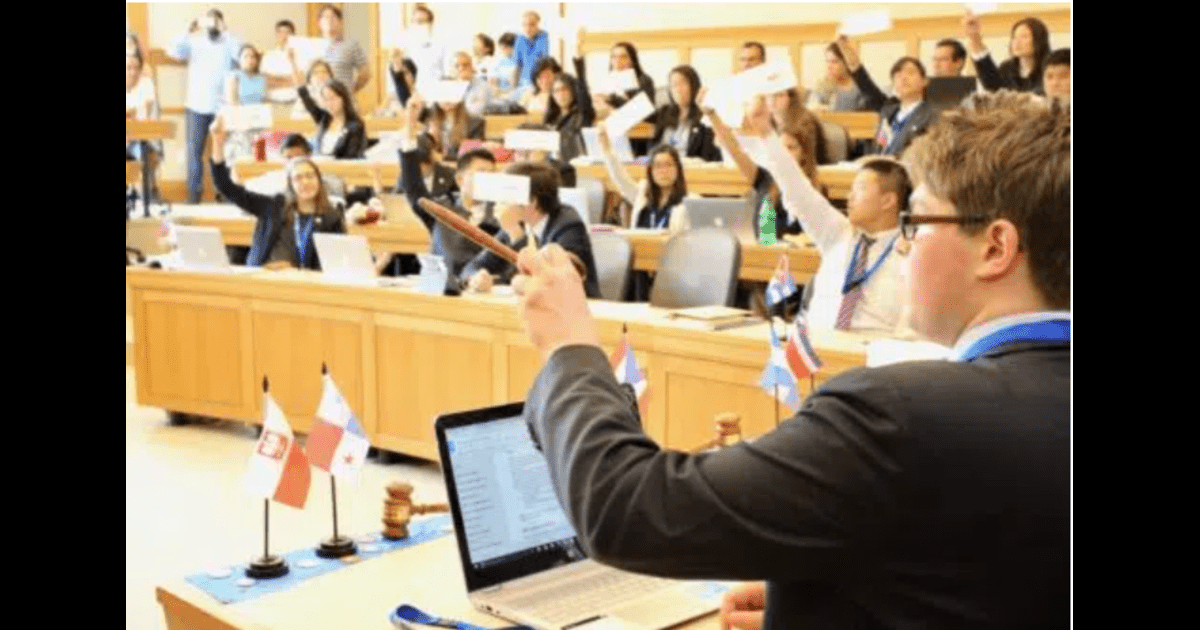 Model United Nations in School